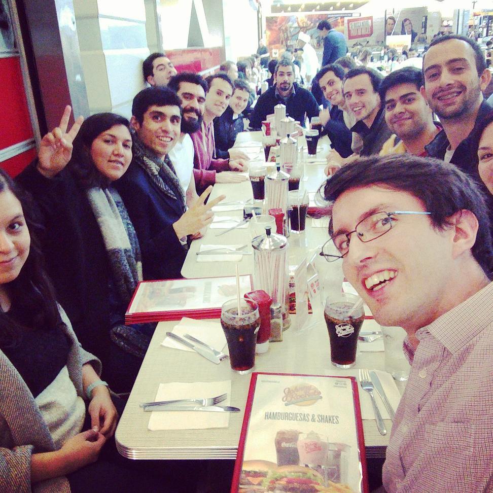 Almuerzo de Siberia!!!!💪💪💪🍔🍟🍹
#siberia #kunder #santiago #chile